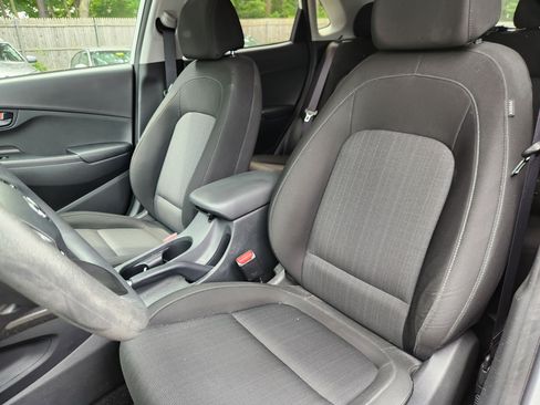 Used 2023 Hyundai Kona SEL w/ Cargo Package AWD/4WD image 8