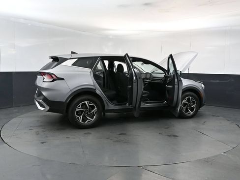 Certified 2023 Kia Sportage LX AWD/4WD image 26