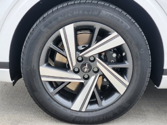 Used 2026 Genesis GV70 3.5T Sport Advanced AWD/4WD image 7