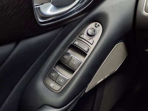 Used 2023 INFINITI Q50 Sensory image 22