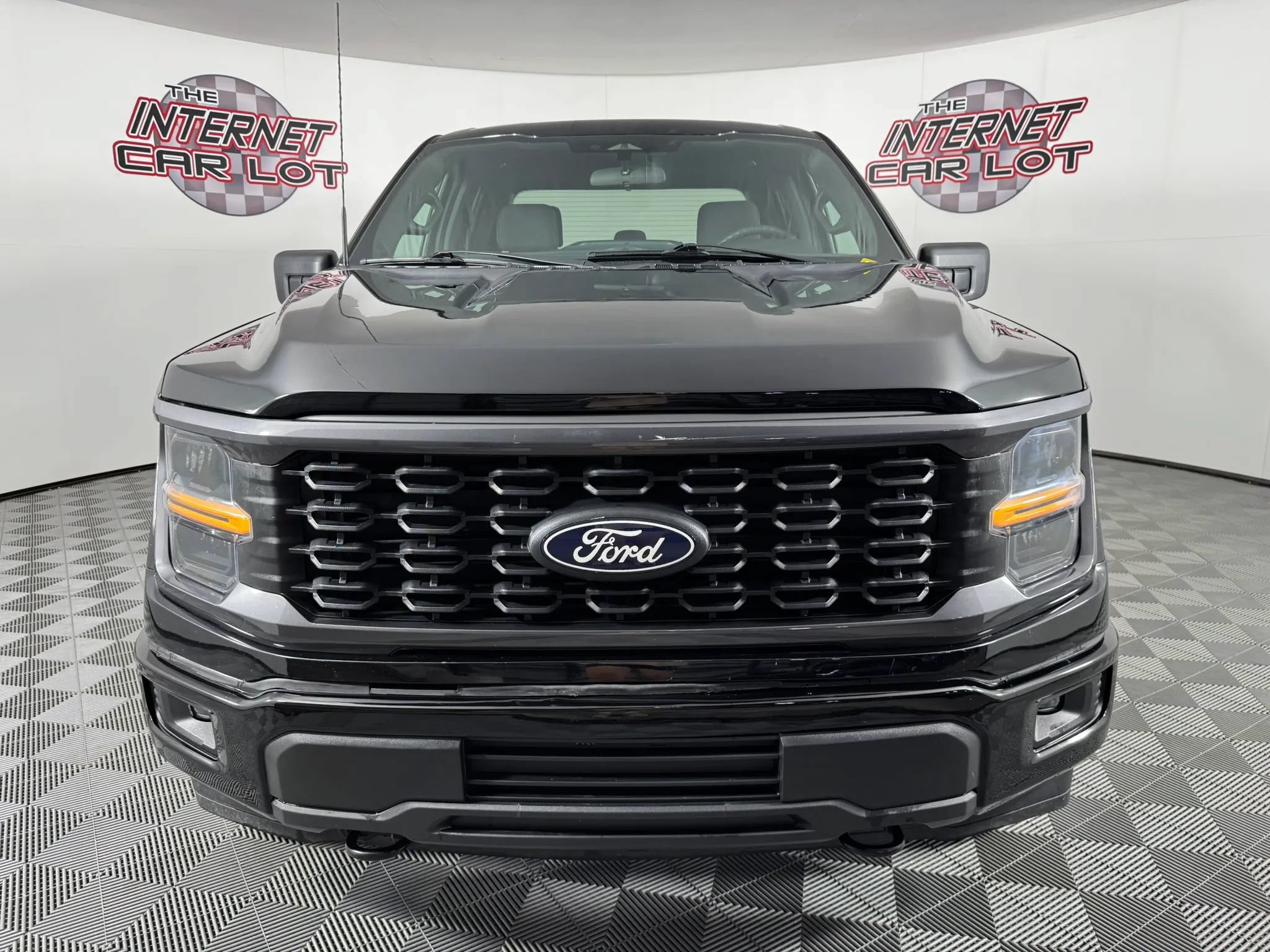 Used 2024 Ford F150 STX AWD/4WD image 2
