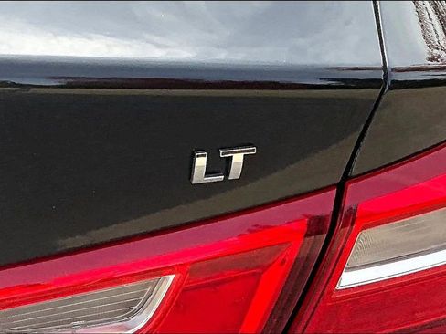 Used 2024 Chevrolet Malibu LT image 22