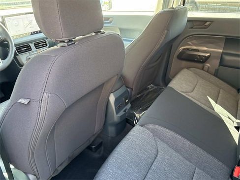 New 2025 Ford Maverick XLT w/ XLT Luxury Package image 17