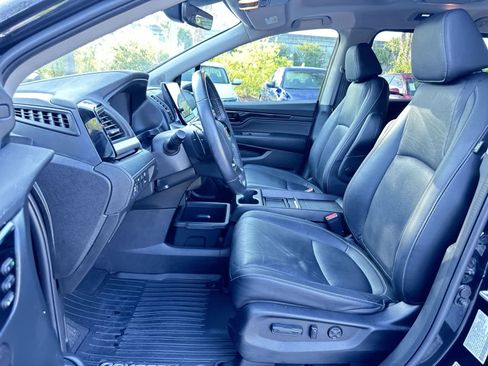 Used 2024 Honda Odyssey Touring image 13