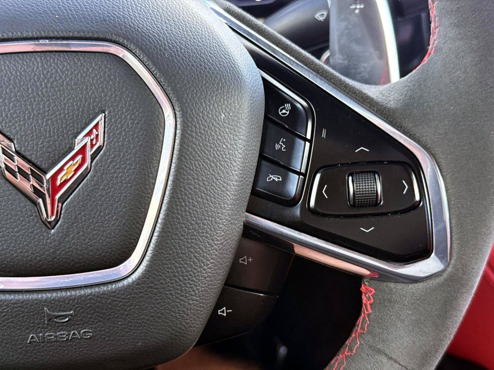 Used 2022 Chevrolet Corvette Stingray Preferred Conv w/ Z51 Performance Package RWD image 33