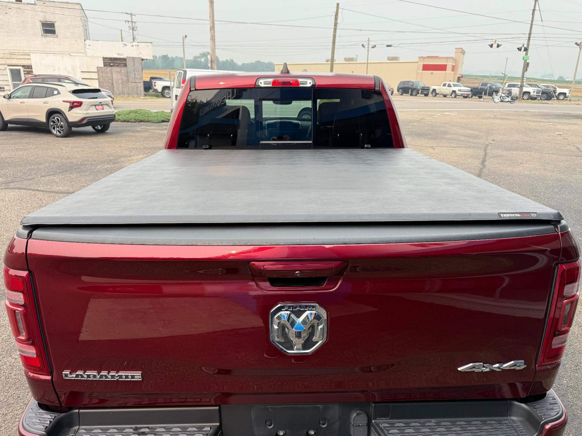 Used 2021 RAM 1500 Laramie AWD/4WD image 12
