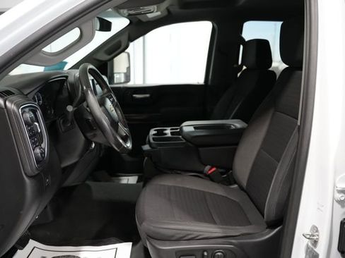 Used 2022 Chevrolet Silverado 3500 LT w/ Convenience Package image 13