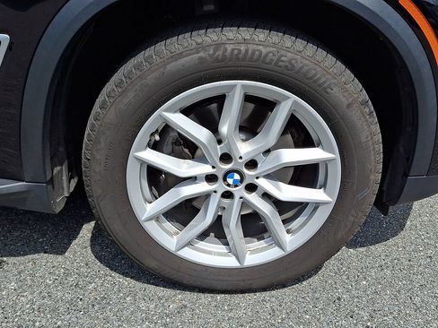 Used 2021 BMW X5 xDrive40i w/ Luxury Seating Package 2 AWD/4WD image 8