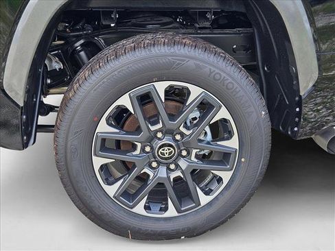 New 2025 Toyota Tundra Limited image 9