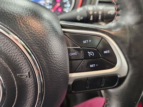 Used 2018 Jeep Compass Trailhawk w/ Navigation Group AWD/4WD image 12