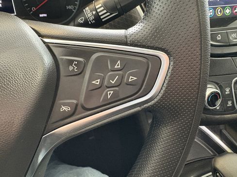 Used 2025 Chevrolet Malibu LT image 13