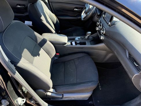 Certified 2022 Nissan Sentra S image 32