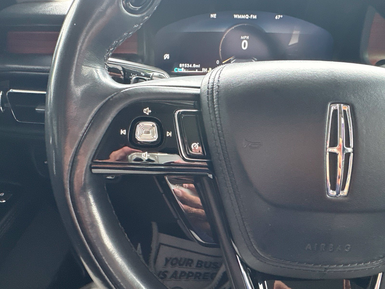 Used 2021 Lincoln Aviator Reserve AWD/4WD image 25