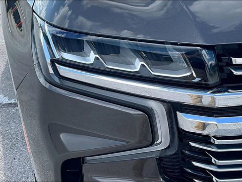 Used 2021 Chevrolet Tahoe Premier RWD image 30