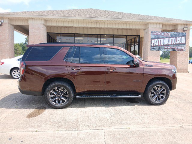 Used 2023 Chevrolet Tahoe Z71 w/ Luxury Package AWD/4WD image 1