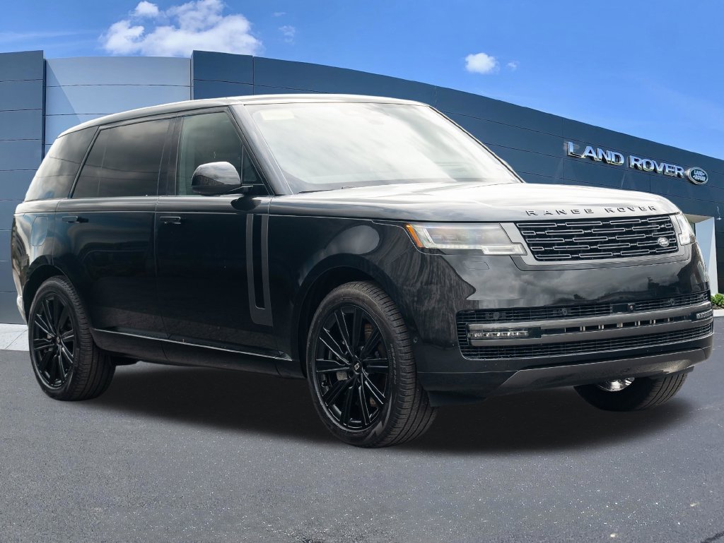 New 2027 Land Rover Range Rover Long Wheelbase SE AWD/4WD image 3