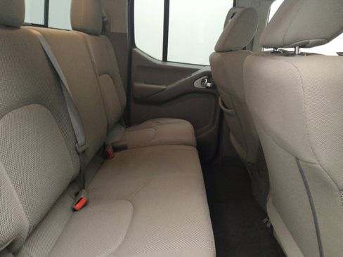 Used 2019 Nissan Frontier SV RWD image 19