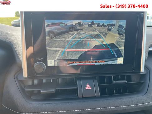 Certified 2023 Toyota RAV4 LE AWD/4WD image 21