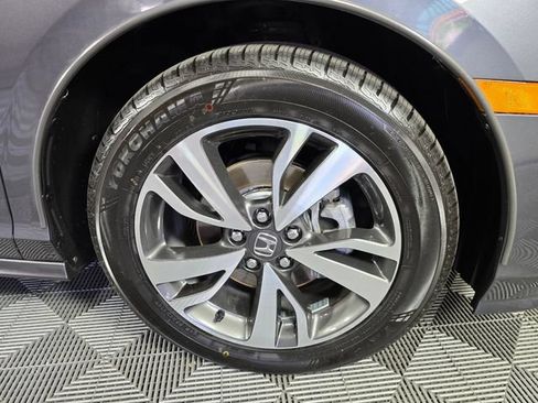 Used 2023 Honda Odyssey Touring image 9
