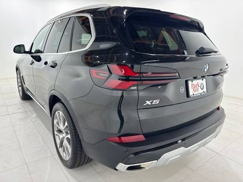 Used 2026 BMW X5 xDrive40i w/ Climate Comfort Package AWD/4WD image 5