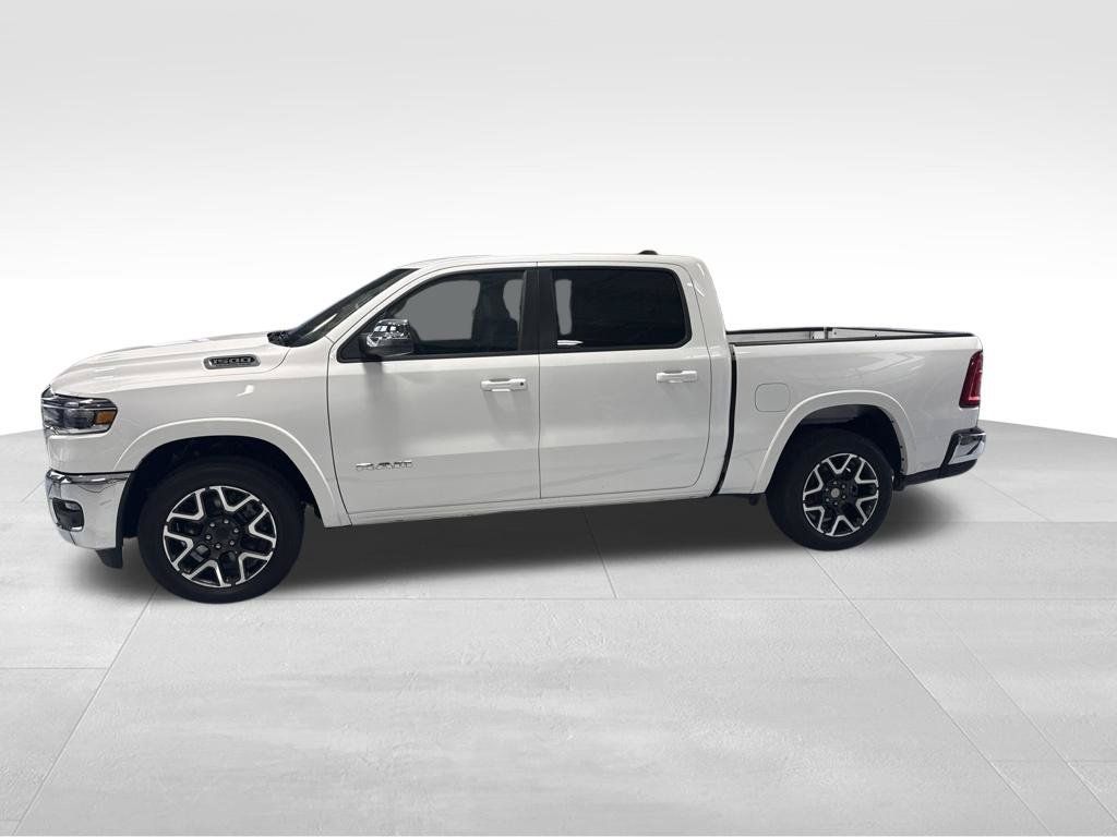 Used 2026 RAM 1500 Laramie AWD/4WD image 3
