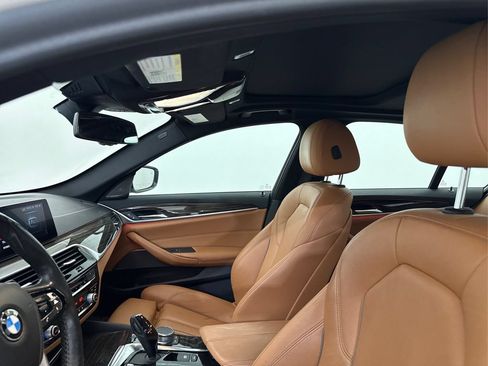 Used 2019 BMW 530i RWD image 31
