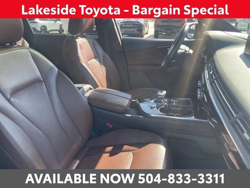 Used 2018 Audi Q7 3.0T Prestige w/ Prestige Package image 17