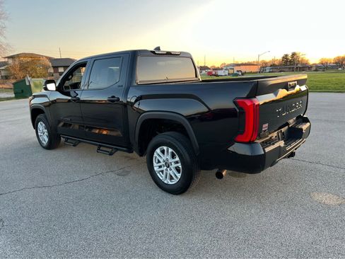 Used 2025 Toyota Tundra SR5 w/ SR5 Convenience Package image 10