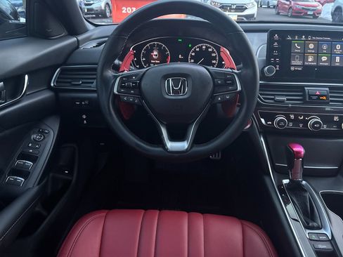 Used 2022 Honda Accord Sport image 15