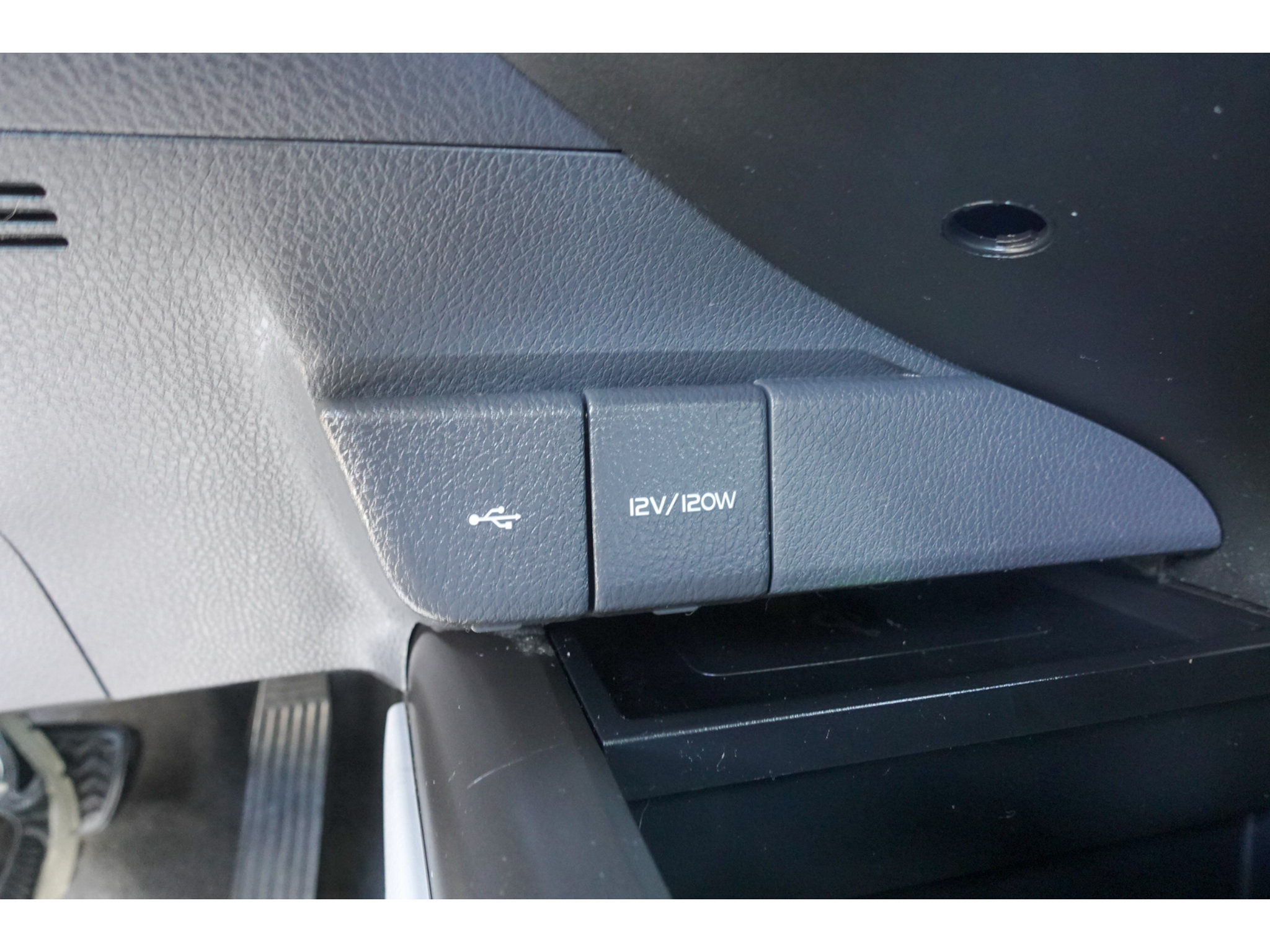Certified 2021 Toyota Camry LE w/ Audio Upgrade Package FWD image 23