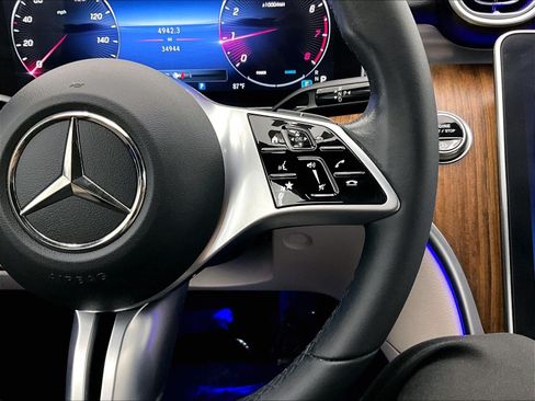 Used 2023 Mercedes-Benz C 300 Sedan image 22