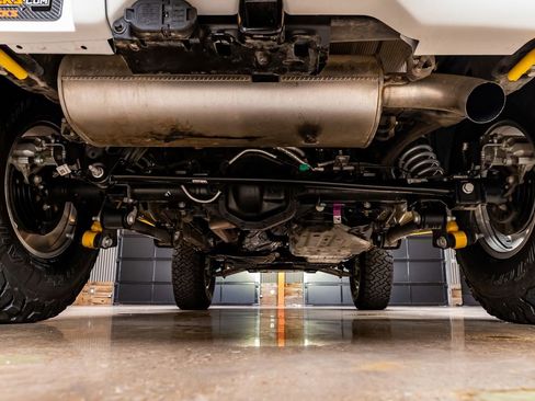 Used 2023 Ford Bronco Heritage Edition AWD/4WD image 15