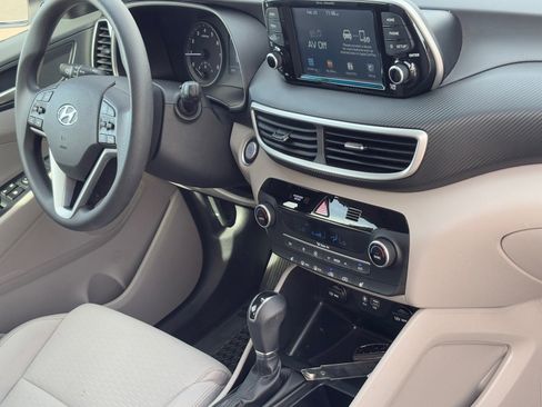 Used 2019 Hyundai Tucson SEL image 9