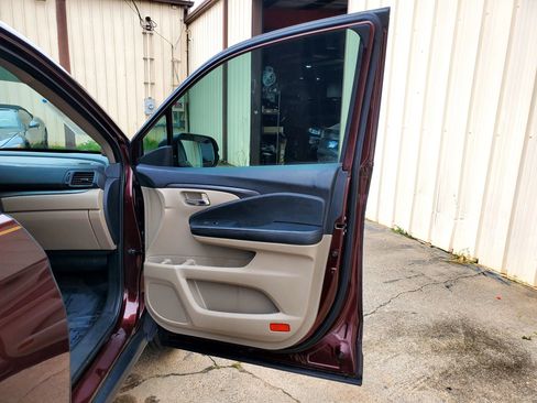 Used 2017 Honda Pilot EX-L image 24