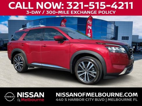 Used 2024 Nissan Pathfinder Platinum w/ Black Appearance Package image 1