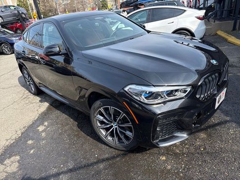 Used 2022 BMW X6 xDrive40i w/ Executive Package image 54