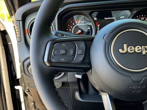 New 2026 Jeep Gladiator Mojave AWD/4WD image 26