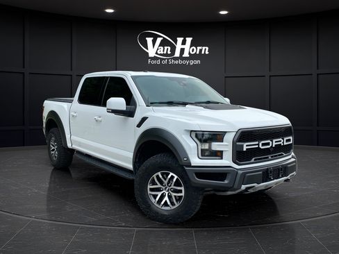 Used 2018 Ford F150 Raptor w/ Equipment Group 802A Luxury AWD/4WD image 1