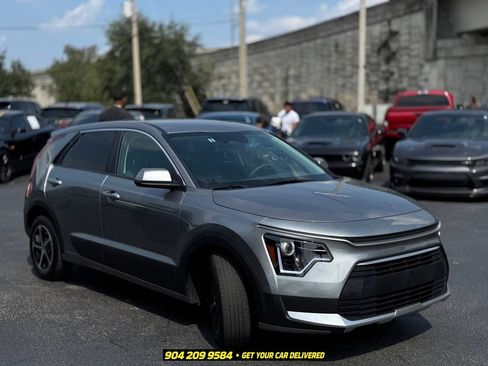 Used 2026 Kia Niro LX FWD image 10