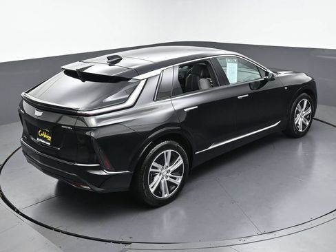Used 2024 Cadillac Lyriq Tech w/ Driver Assist Package AWD/4WD image 3