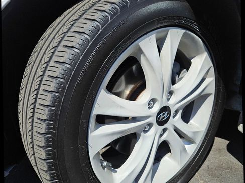 Used 2011 Hyundai Sonata Limited w/ Navigation Pkg 5 image 15