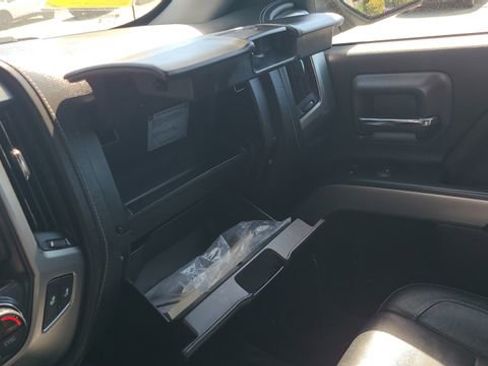 Used 2018 Chevrolet Silverado 1500 LTZ Z71 AWD/4WD image 20