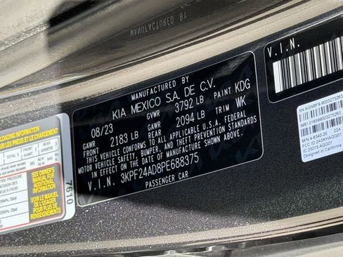 Used 2023 Kia Forte LXS w/ LXS Technology Package image 27