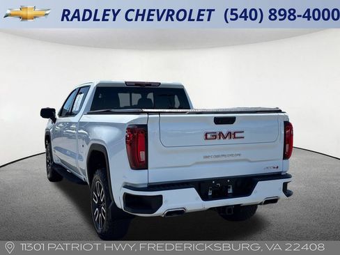 Used 2022 GMC Sierra 1500 AT4 w/ AT4 Premium Package AWD/4WD image 18