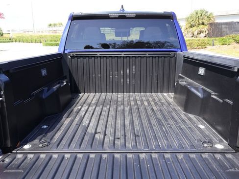 Certified 2025 Toyota Tacoma SR5 image 22