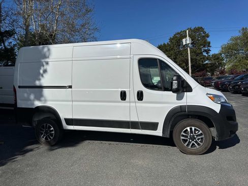 Used 2025 RAM ProMaster 1500 w/ Quick Order Package 22G SLT image 2