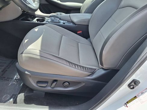 Used 2023 INFINITI QX50 Luxe FWD image 30