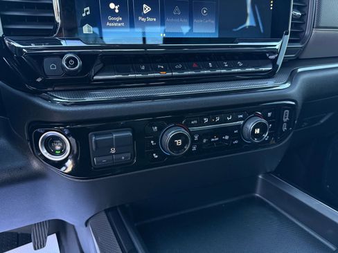 Used 2024 Chevrolet Silverado 2500 ZR2 w/ Technology Package image 54