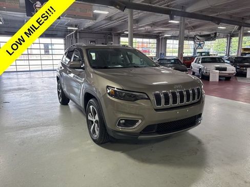 Used 2020 Jeep Cherokee Limited AWD/4WD image 7