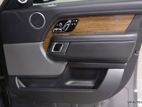 Used 2018 Land Rover Range Rover HSE image 6